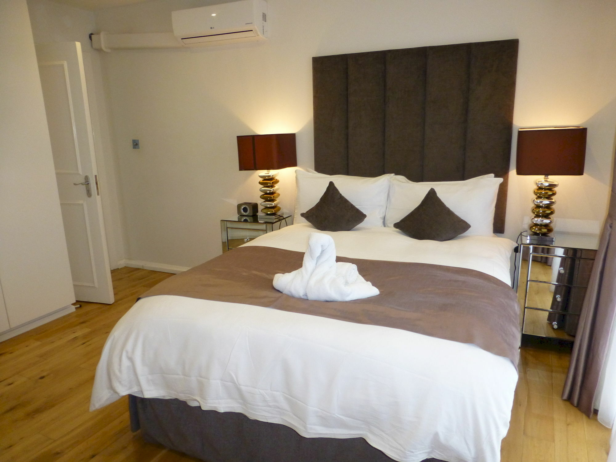 Lr London Apartments - Battersea Park Экстерьер фото